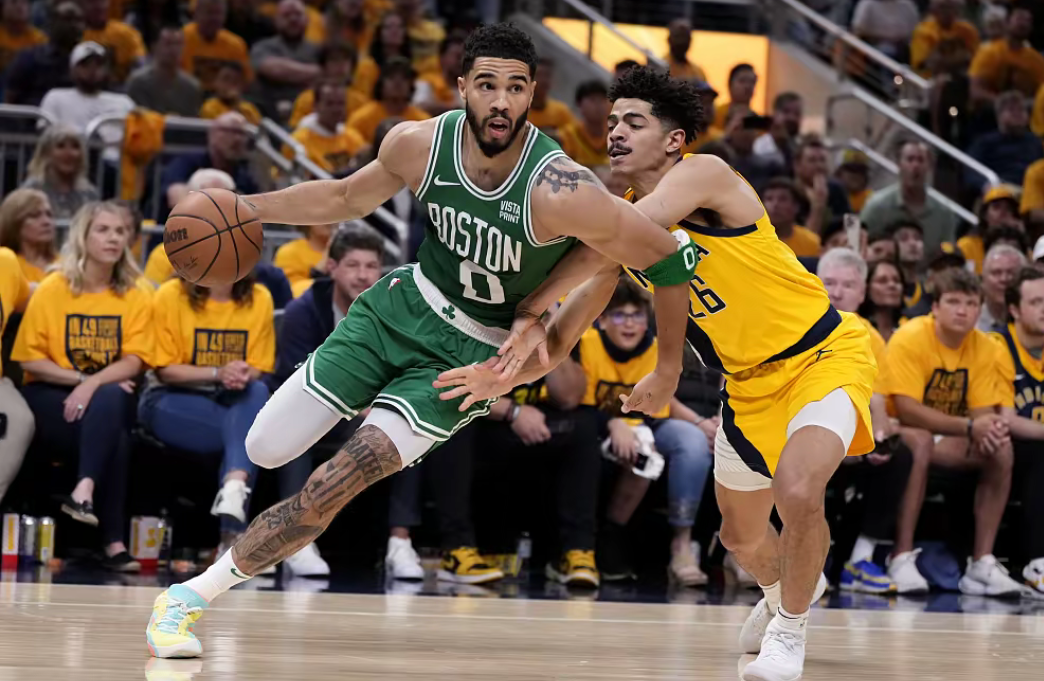 凯尔特人碾压浙江队,利拉德带队取胜 凯尔特人碾压浙江队,利拉德带队取胜